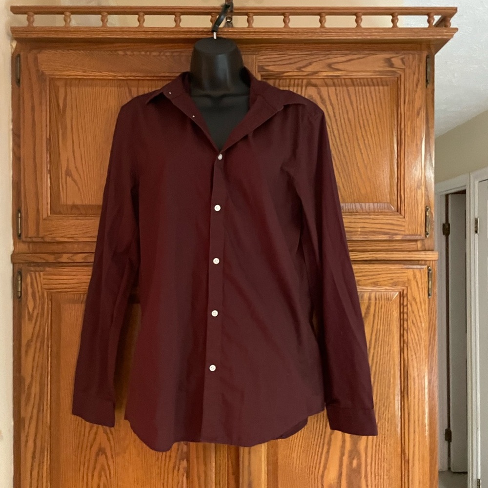 H&M LONG SLEEVE BUTTON DOWN SHIRT